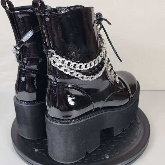 Talv Shoes Goth Black Chains & Buckle Platform Boots Women's Size 40 EU  / 10 US - Picture 4 of 10